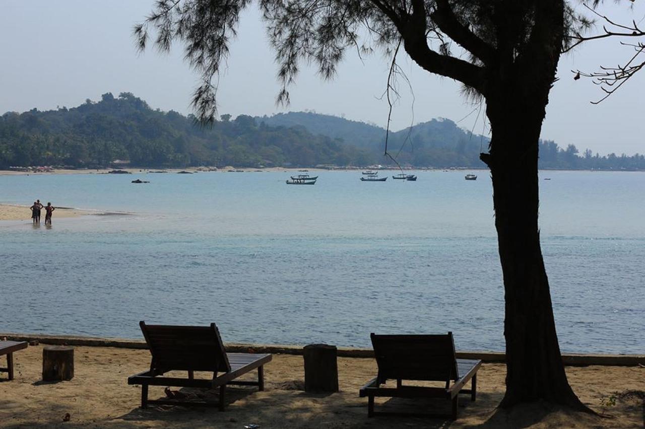 Coconut Island Resort Ngapali Exterior photo
